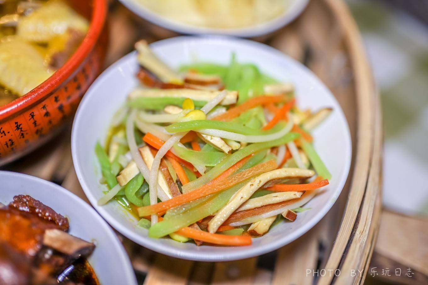 原创旅途中的美食,乌村八大碗,品出儿时的味道