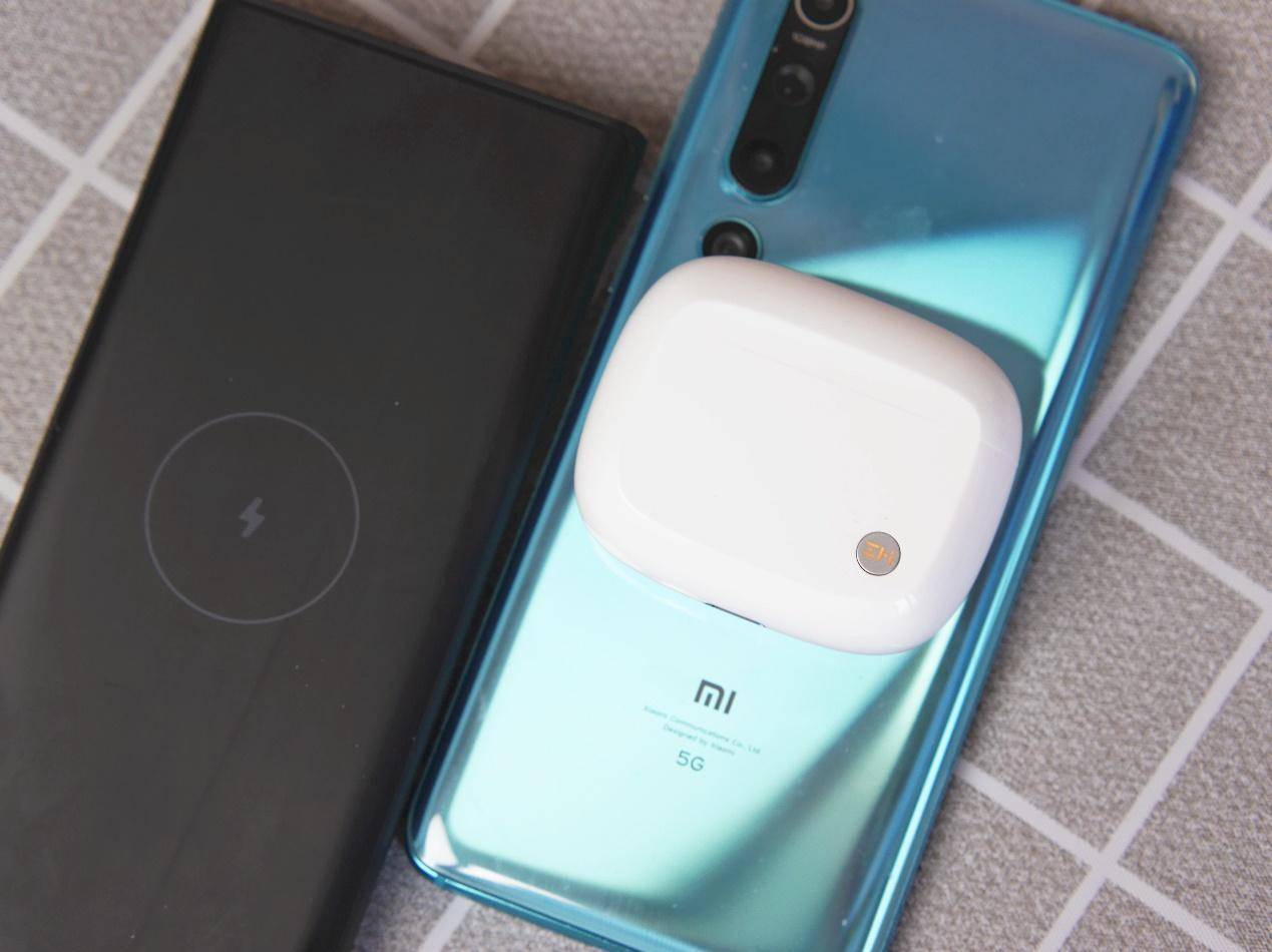 原创小米智米又来搅局主动降噪蓝牙耳机被压到399还带无线充电