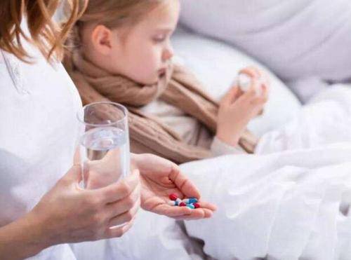 孩子吃药一直哭闹,试试这些