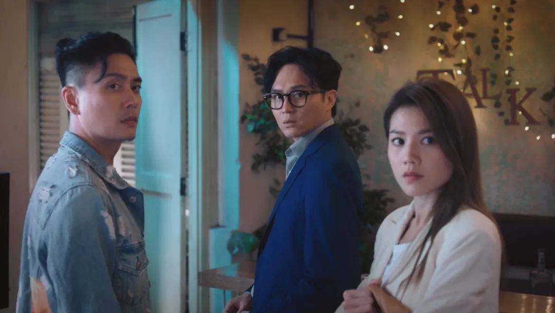 原创张智霖黄宗泽新剧非凡三侠开播首次演反派的王浩信有点抢镜