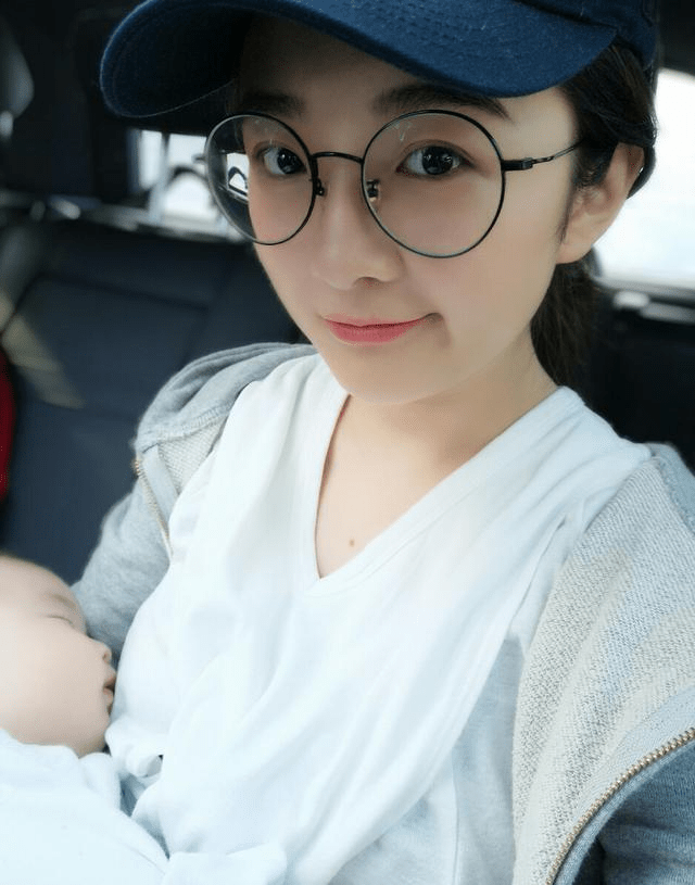 我叫王慧,开封杞县人,是个自主创业成功的90后宝妈.