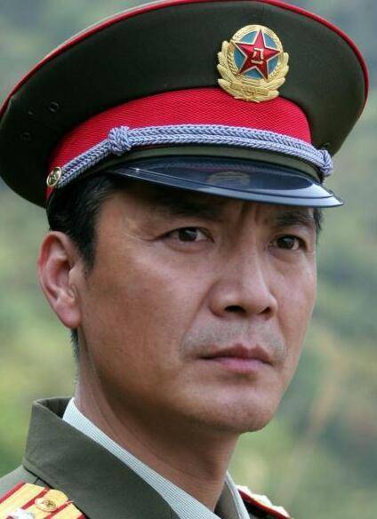 比如说《曾国藩》,《井冈山