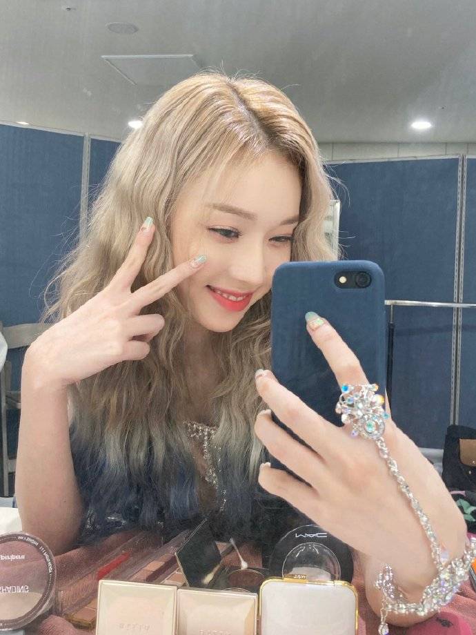 sm新女团aespa打歌舞台,人气最高成员,直拍播放量打破纪录_宁宁