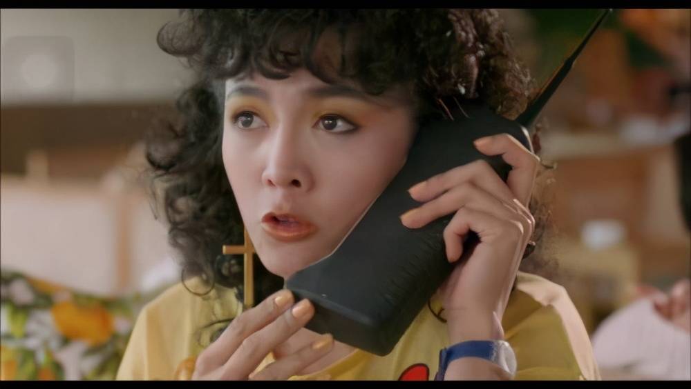 有名的拼命三娘郑裕玲,曾一天赶九个剧组,被当汪明荃接班人培养