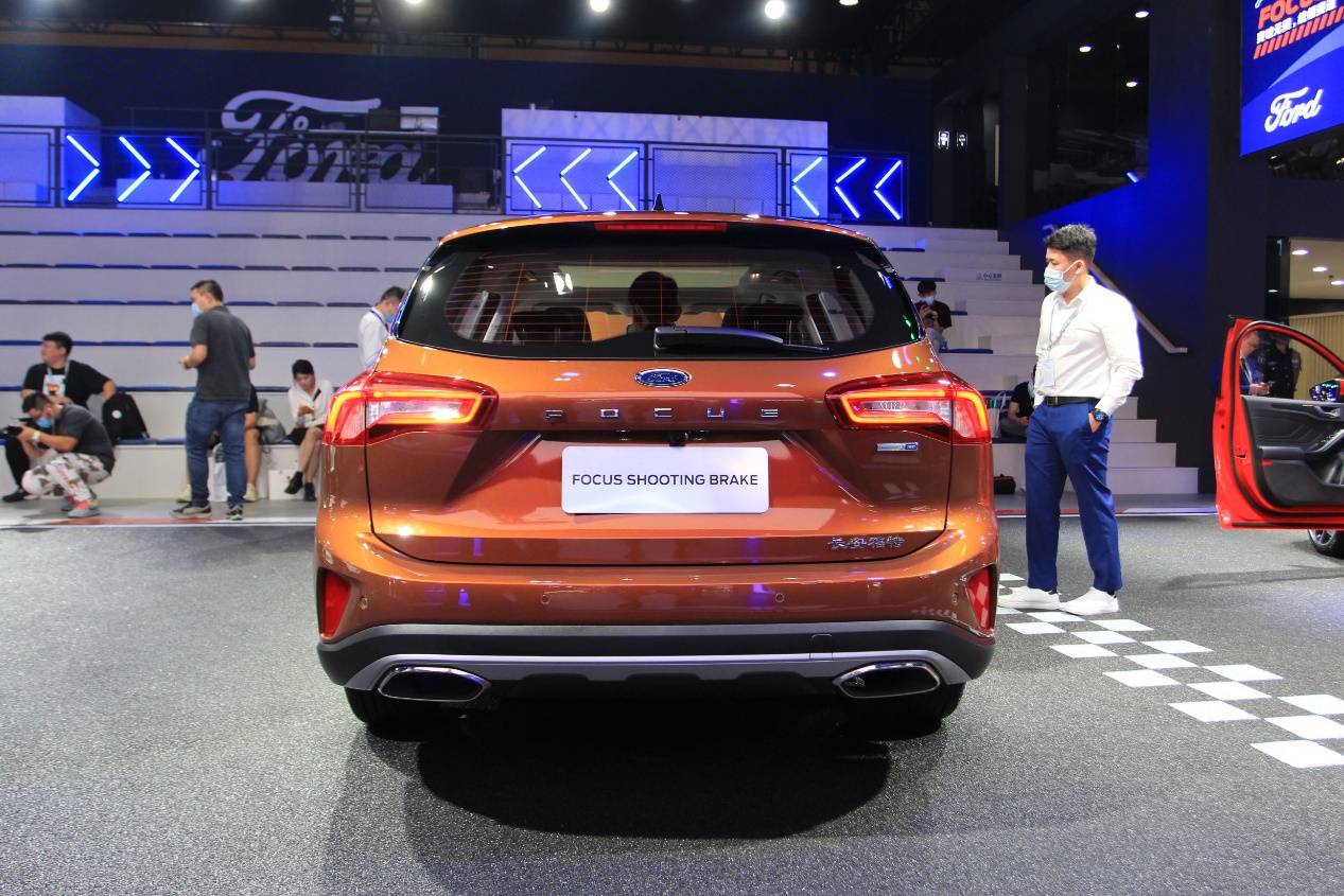 2020广州车展丨变装回归福克斯猎装版亮相车展