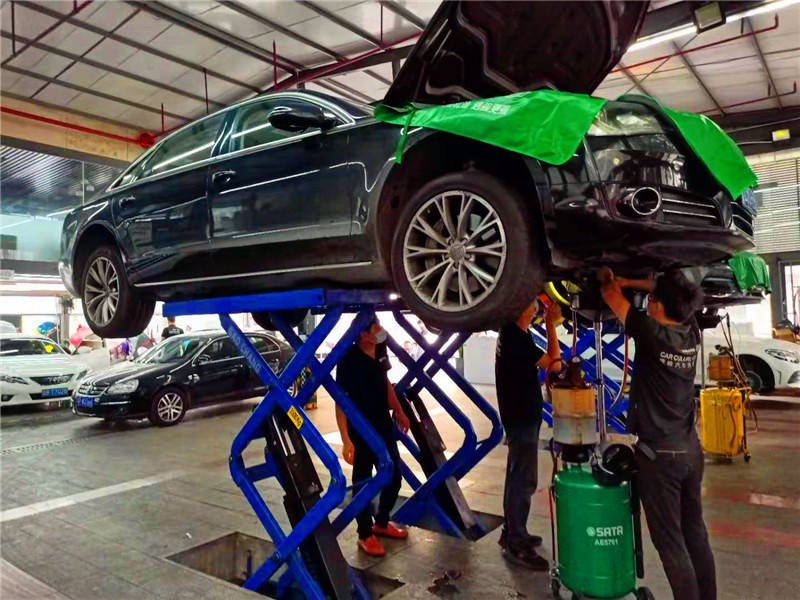 奥迪汽车保养奥迪a8日常小保养深圳腾峰名车维修服务中心