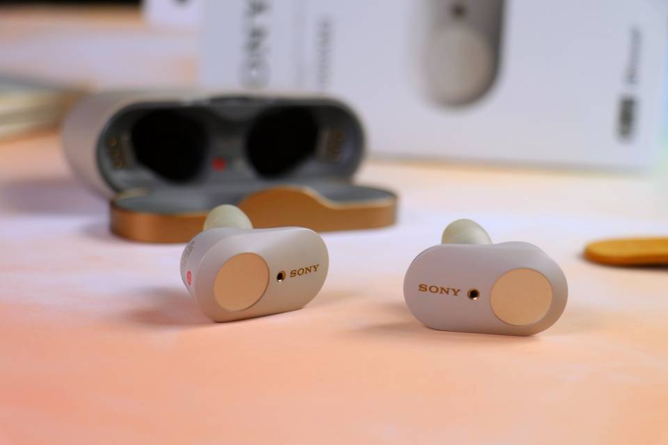 真无线蓝牙耳机该是这个样 索尼wf-1000xm3降噪耳机图赏