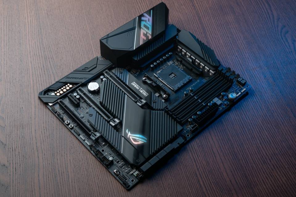 支持aura sync神光同步,板载第二代可编程ar