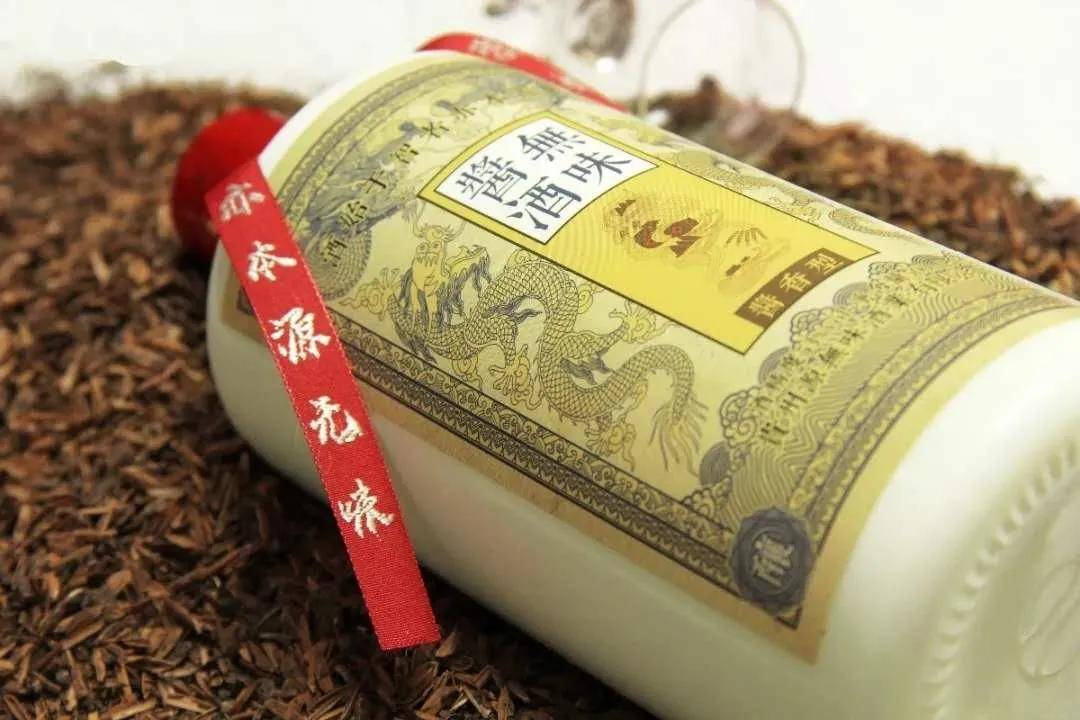 人到中年為什麼都喜歡喝點醬酒