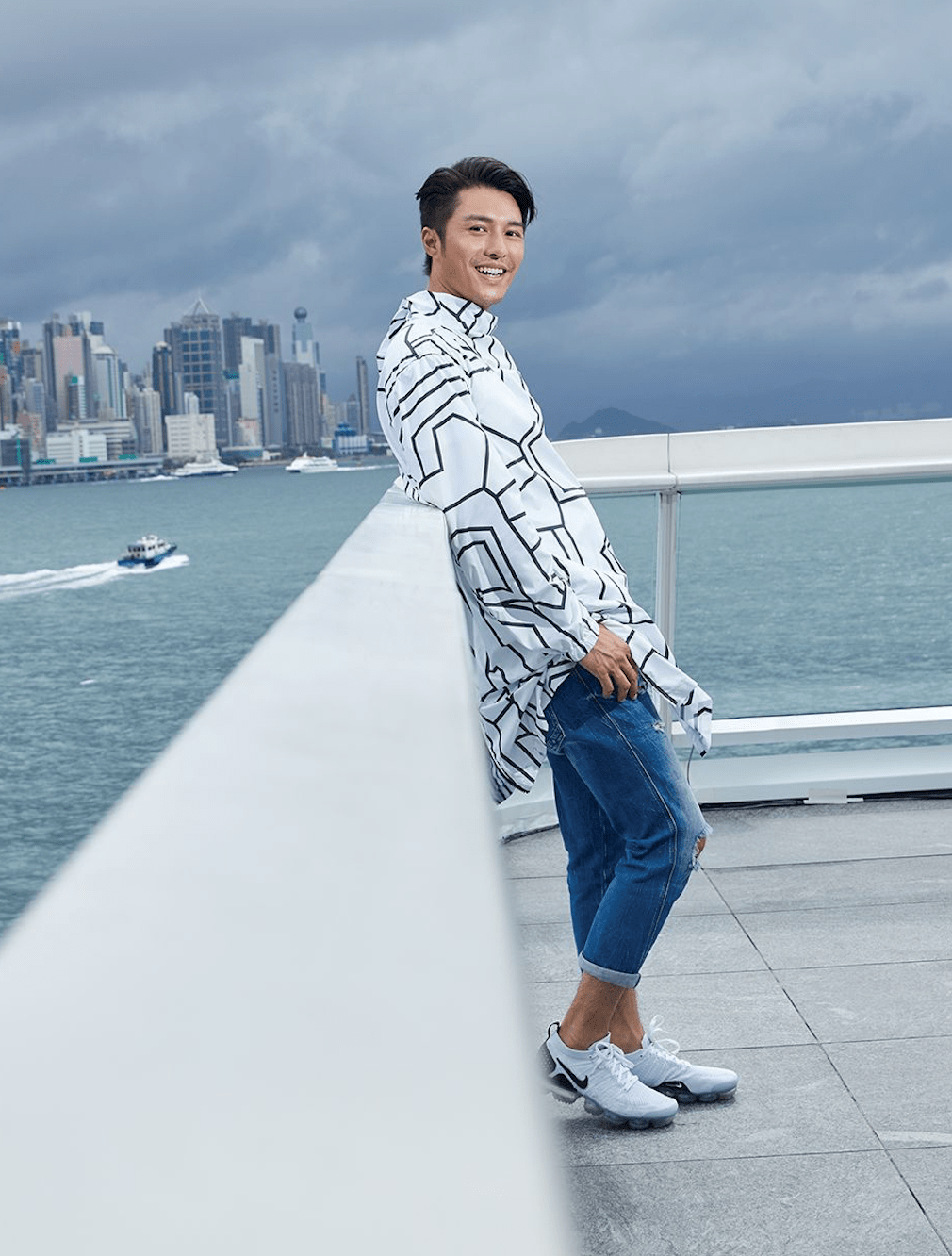 黄嘉乐盼获tvb奖项提名演技过硬却未获认可至今未婚坦言没钱