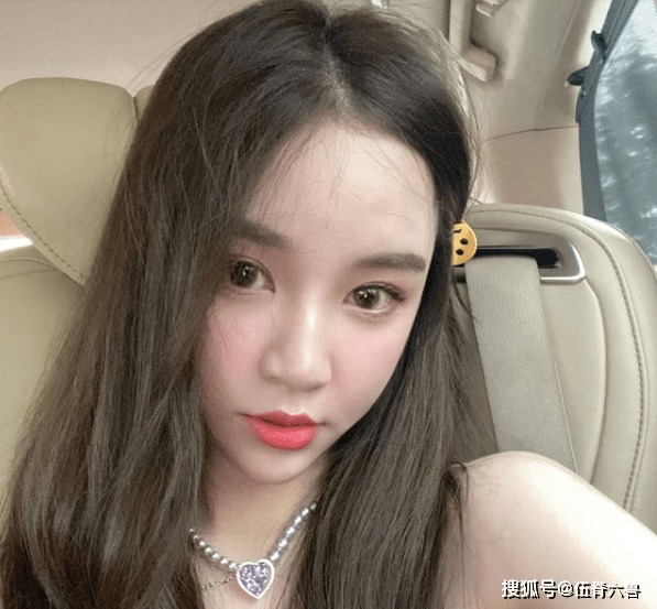 原创王思聪罕见登综艺与绯闻女友连线自侃自己为知名网红