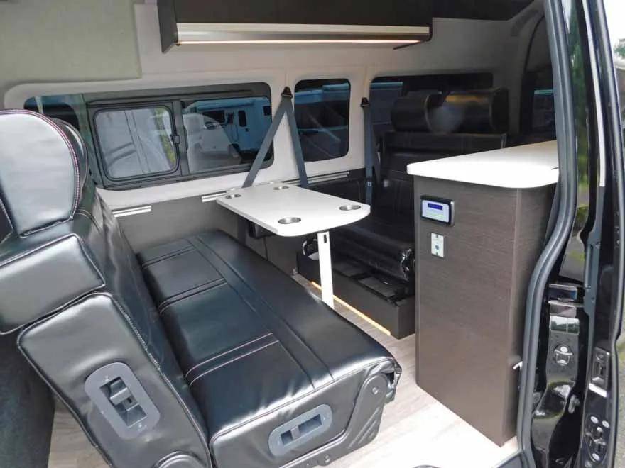 丰田海狮出越野房车了!2.7l汽油 全时四驱,住4人有卫生间