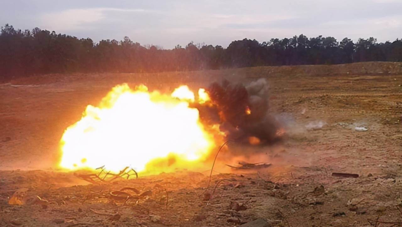 两国又开打?阿:亚不讲武德_手机搜狐网