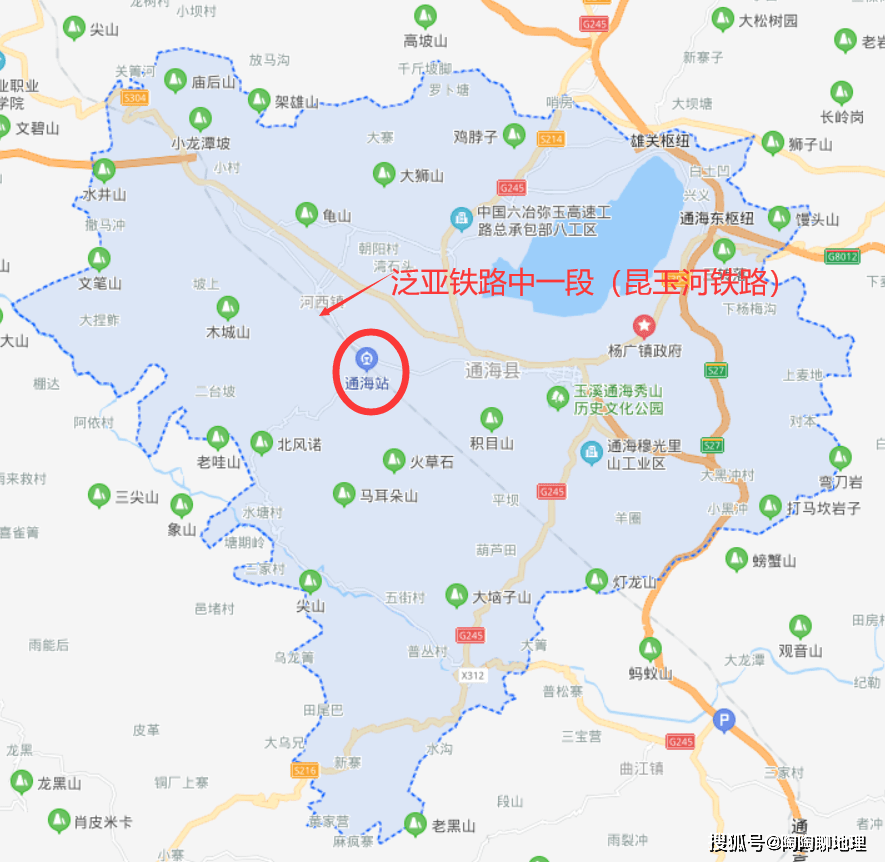 原創雲南玉溪市的一個縣縣城建在湖積平原上南面靠山北面靠湖