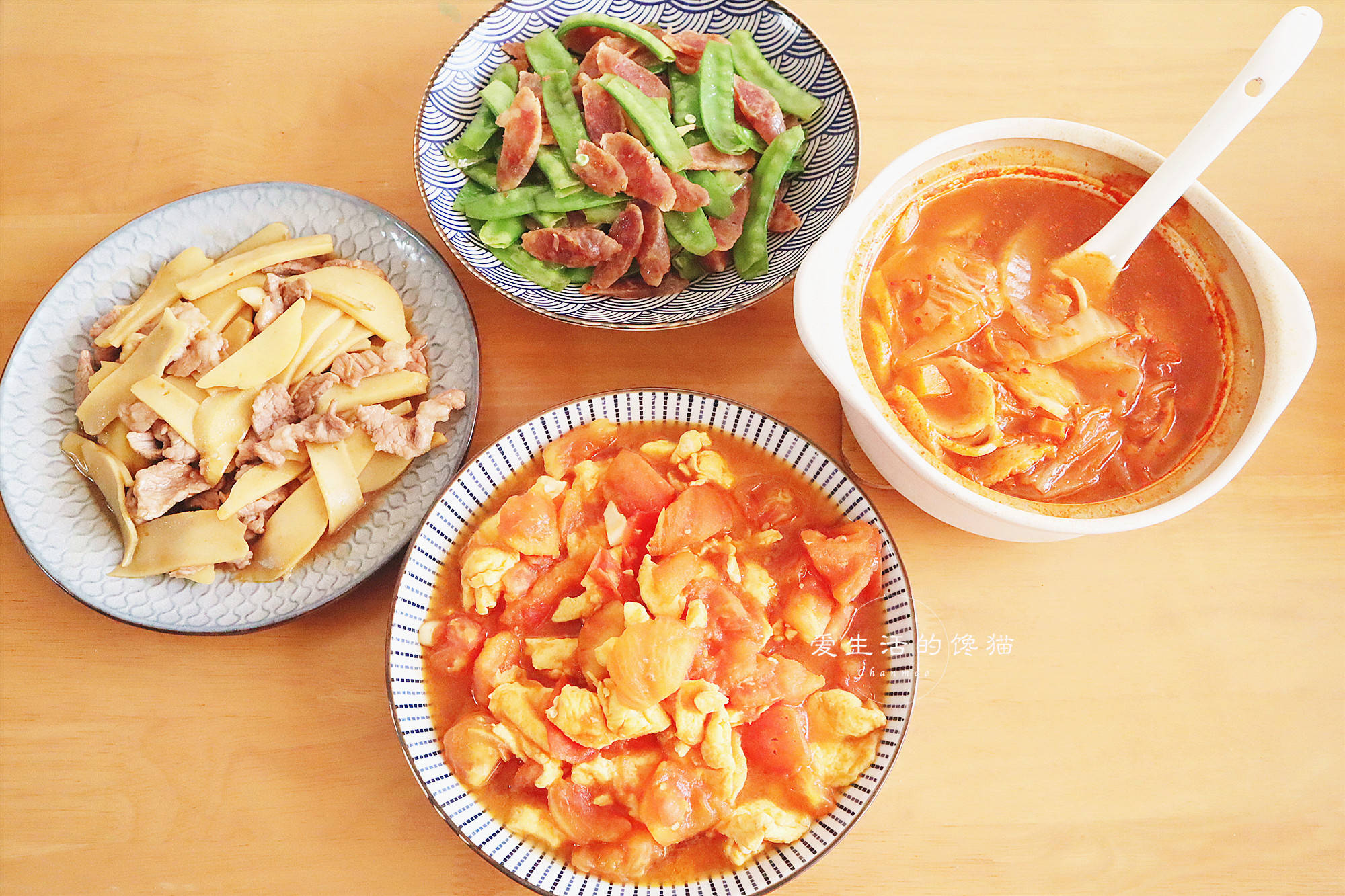 上班族妈妈给家人做的晚餐顿顿不将就营养搭配从不点外卖