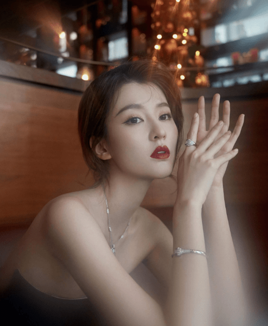 小风暴开播胡一天演技有进步与女主乔欣cp感却略显不足