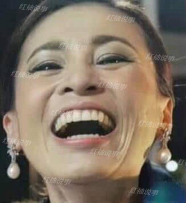 原创42岁苏提达老得真快瘪嘴被吐槽像奶奶辈大笑起来脸彻底崩了