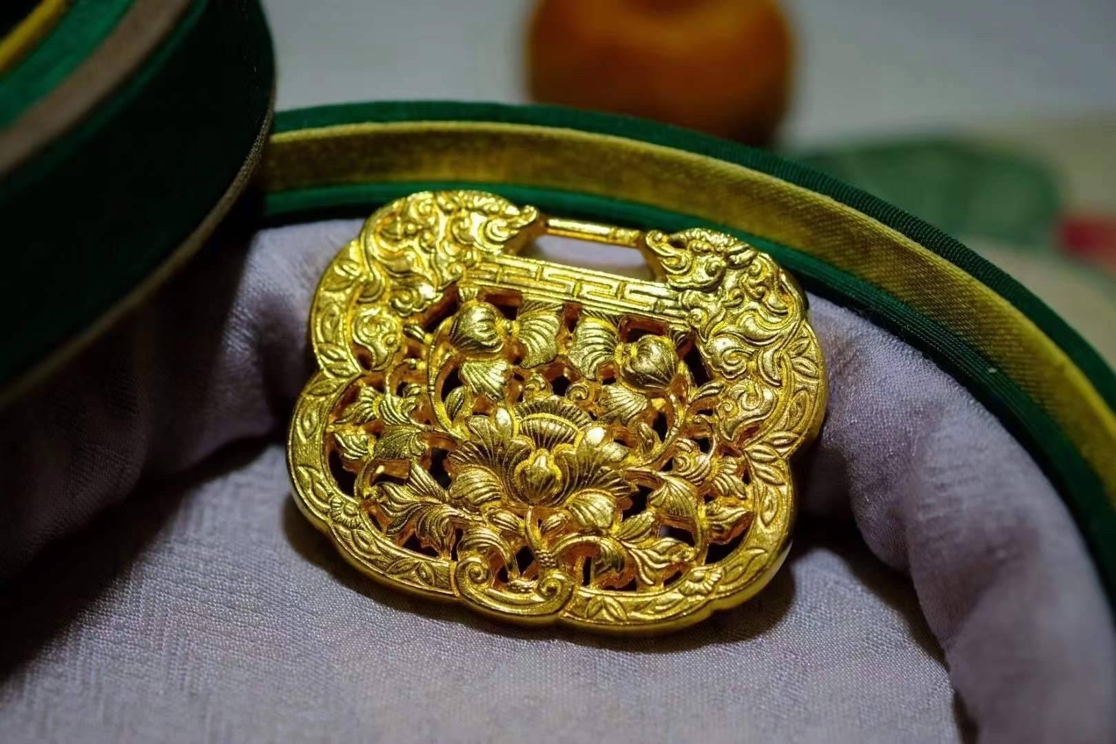 古典首饰才叫工匠精神光长命锁就有无数造型堪称惊艳时光之美