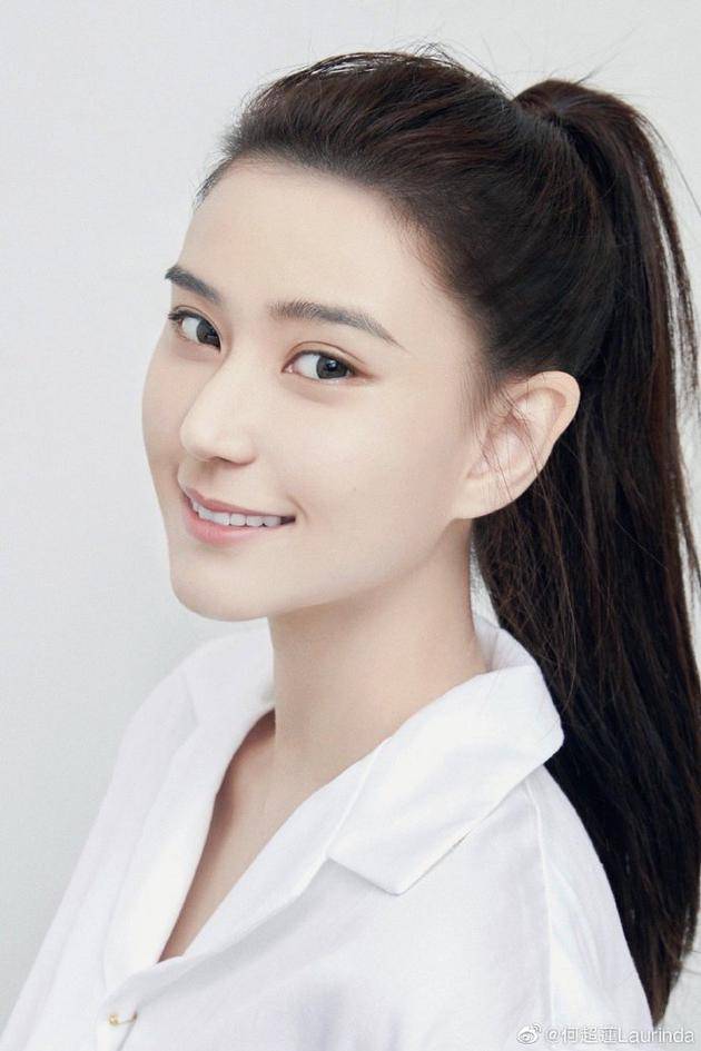 何超莲第一次打水光针超紧张向网友求科普疼不疼