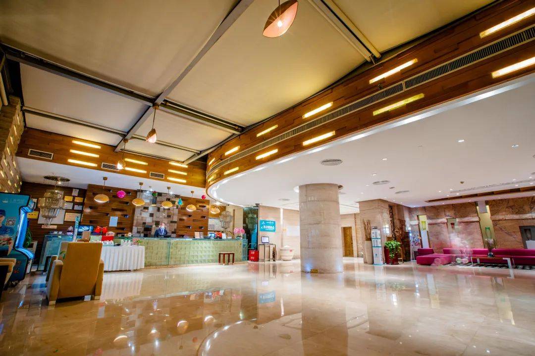 就意味着放下当你踏入湖璟酒店的那一刻不管重担几何但不管多少疲惫