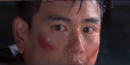 彭于晏拍戏用力过猛掀开指甲意外溺水遇险脚被挂住无法脱身