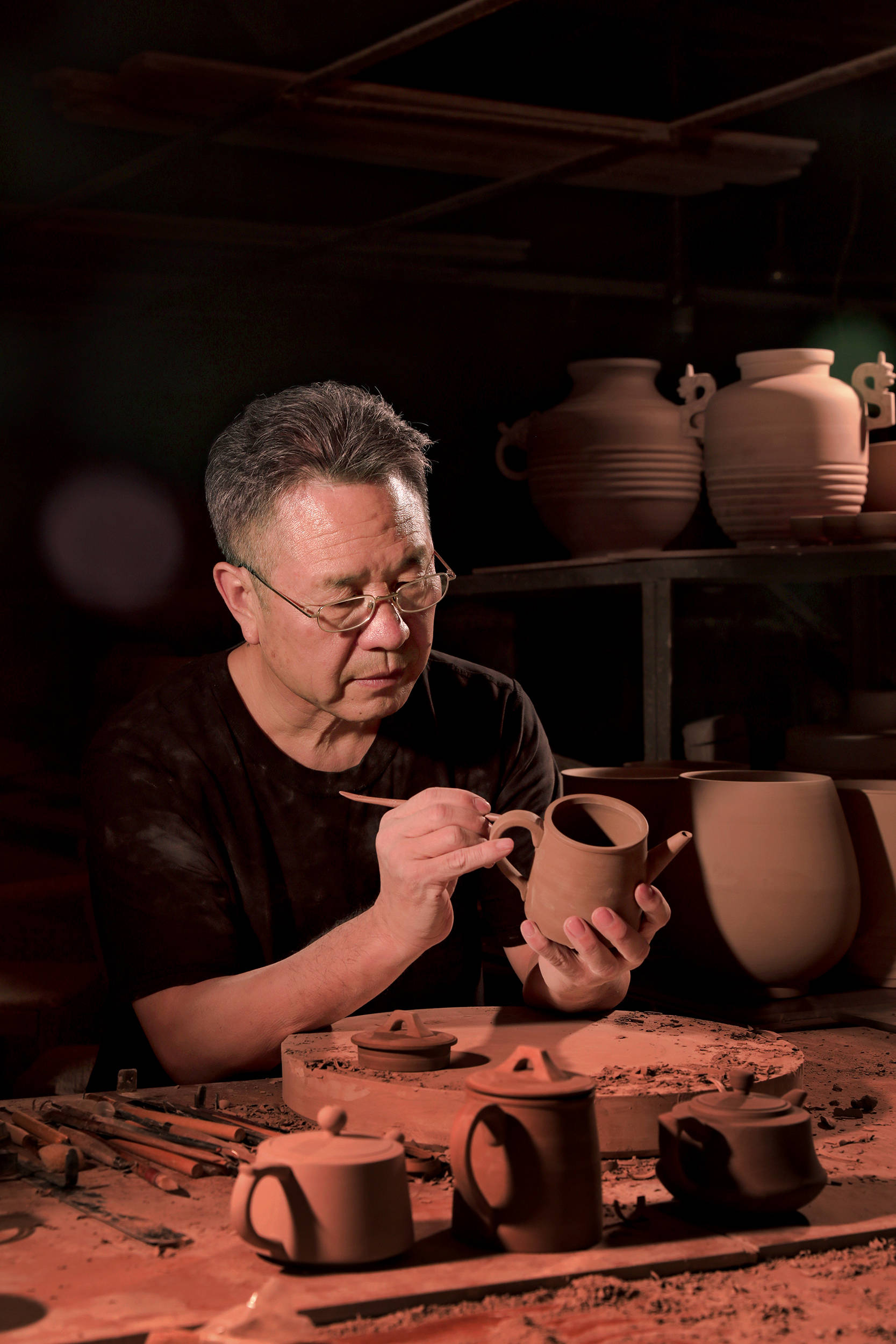 河南禹州华鼎钧瓷问道四方壶艺争锋出彩钧瓷人翟群