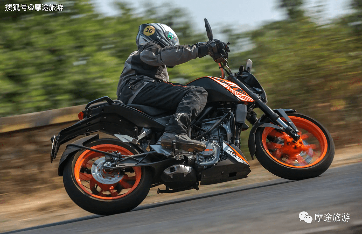 ktm duke实车亮相,"地表最强125街车"无缘国内上市