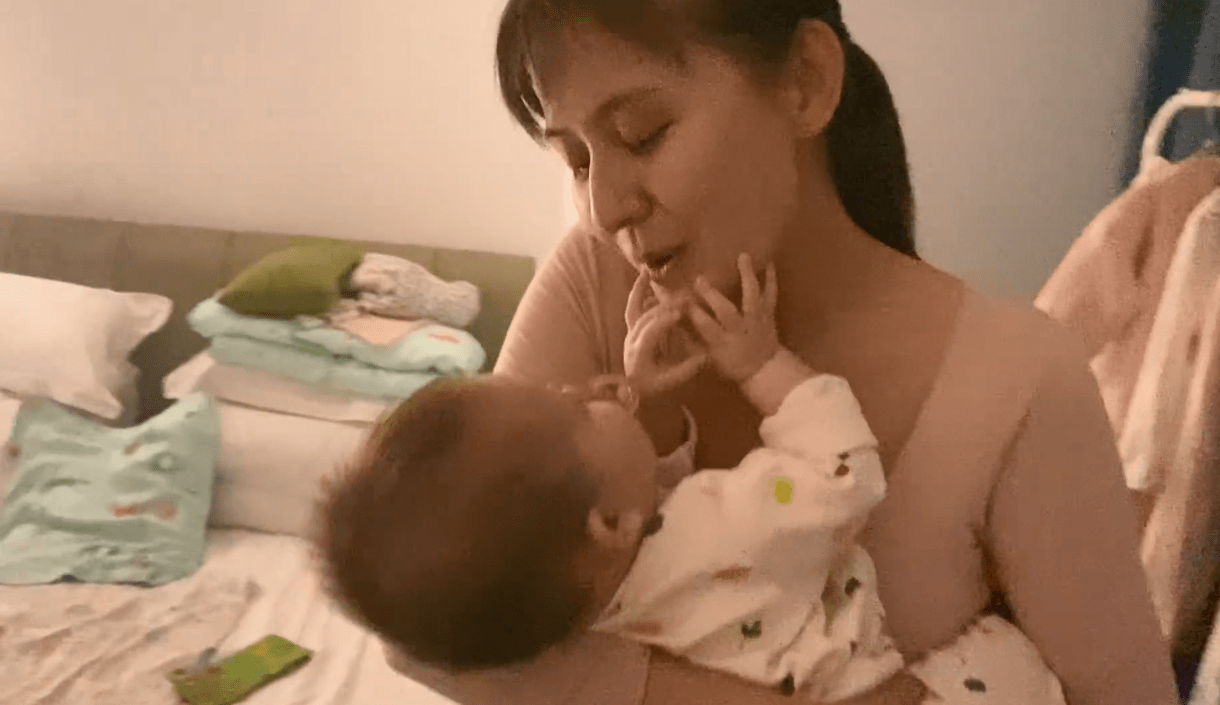 也有网友表示怀孕时期的热依扎看起来满脸都是慈母的温柔,看起来也