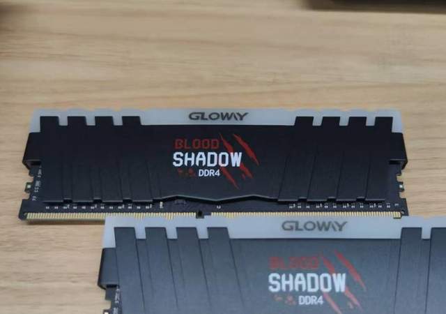 光威推出首款高频游戏个性化内存条--光威血影系列