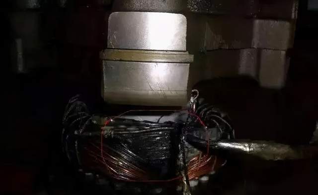 压缩机损坏故障示例