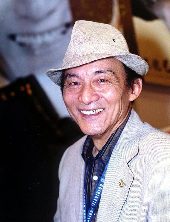 "活佛济公"游本昌:52岁爆红,73岁赔光家产,如今变身网红_手机搜狐网