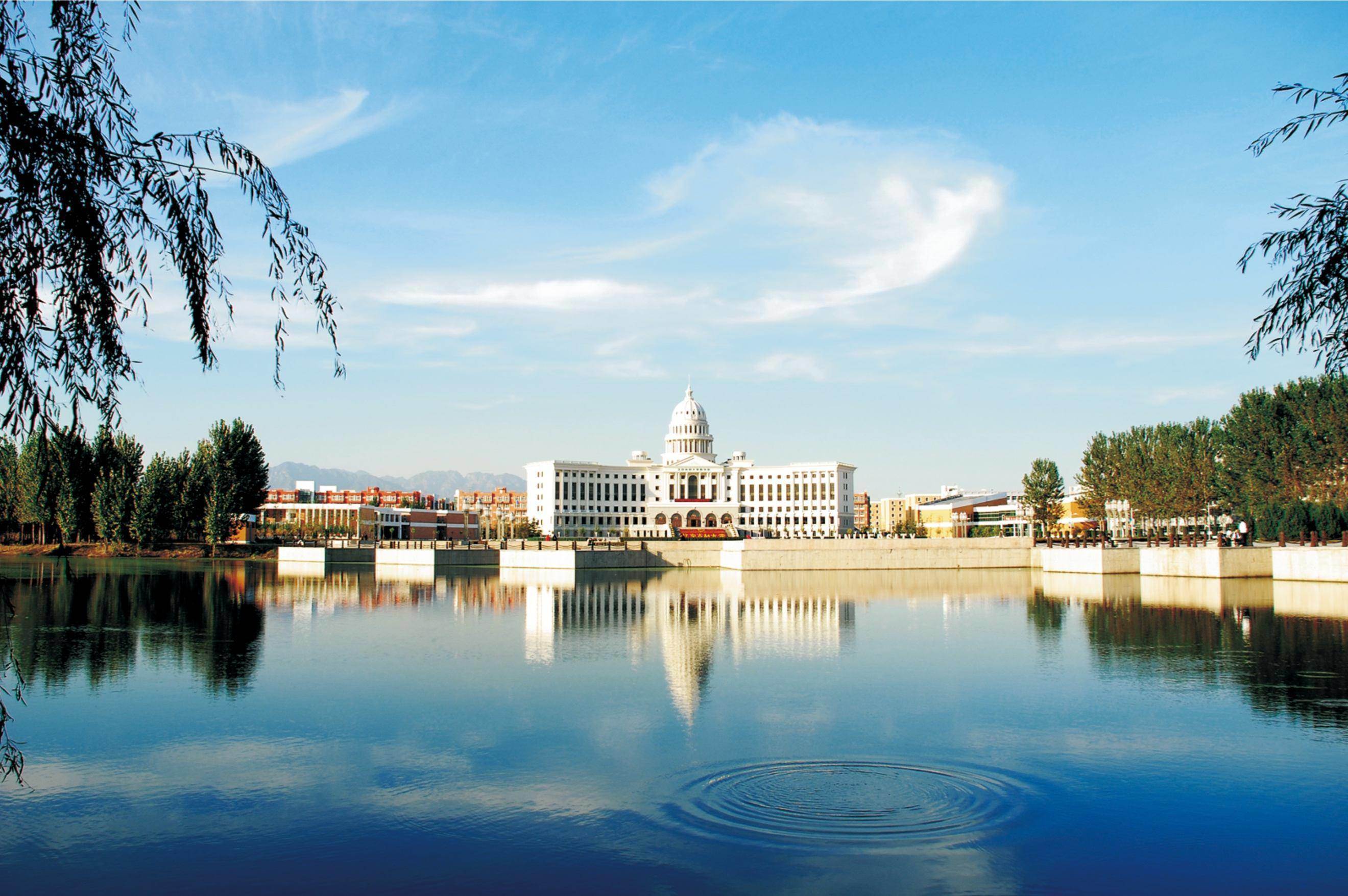 首富教书记:读魏建军的高中,考李书福的大学