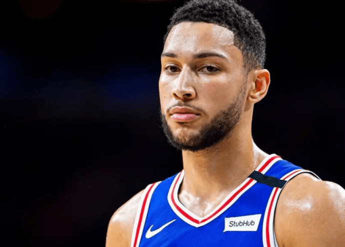 原创76人全胜收官霍华德制霸篮下西蒙斯开始投三分火箭不心动