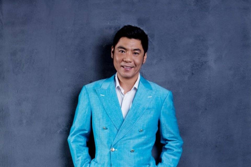 歌手屠洪刚:三个孩子三个妈,全家鸡犬不宁,连他自己都头疼