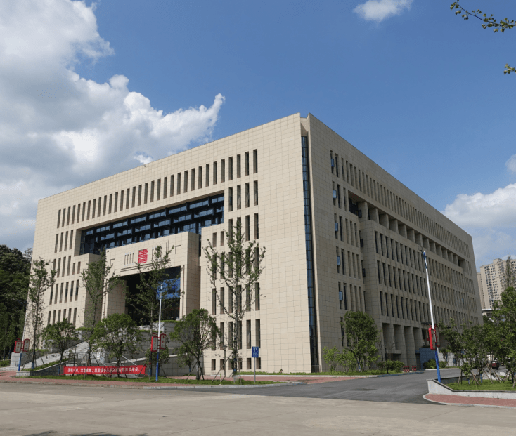 长沙学院怎么样,看它的图书馆建设