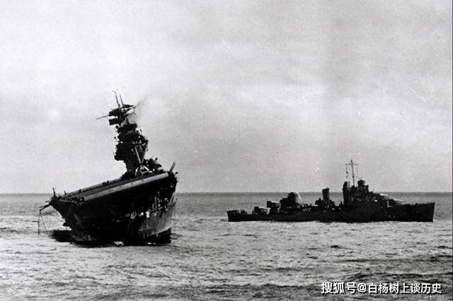 山口多闻的处境也好不到哪里去,斯普鲁恩斯的38架舰载机反击得逞,将"