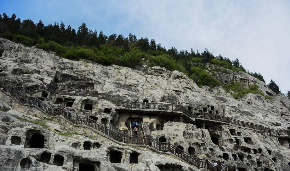 原创距今4000年前的城址,依稀透露出当时一个高度的分化的时代