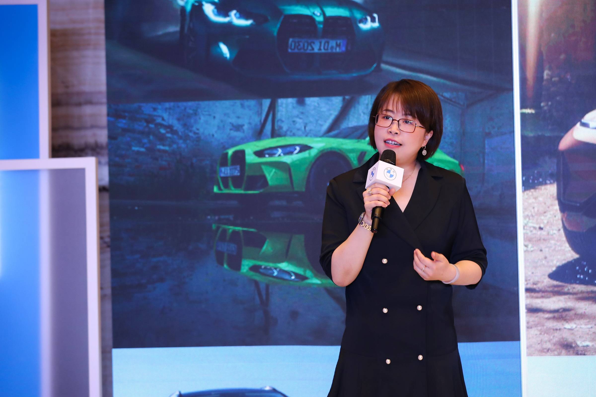 鉴证驭电新生畅享绿色驾趣与创新纯电动bmwix3悦游珠海