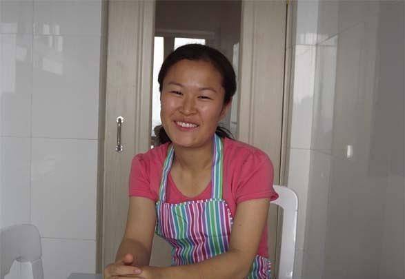 中国游客走进朝鲜居民家中，发现比自己吃的还好