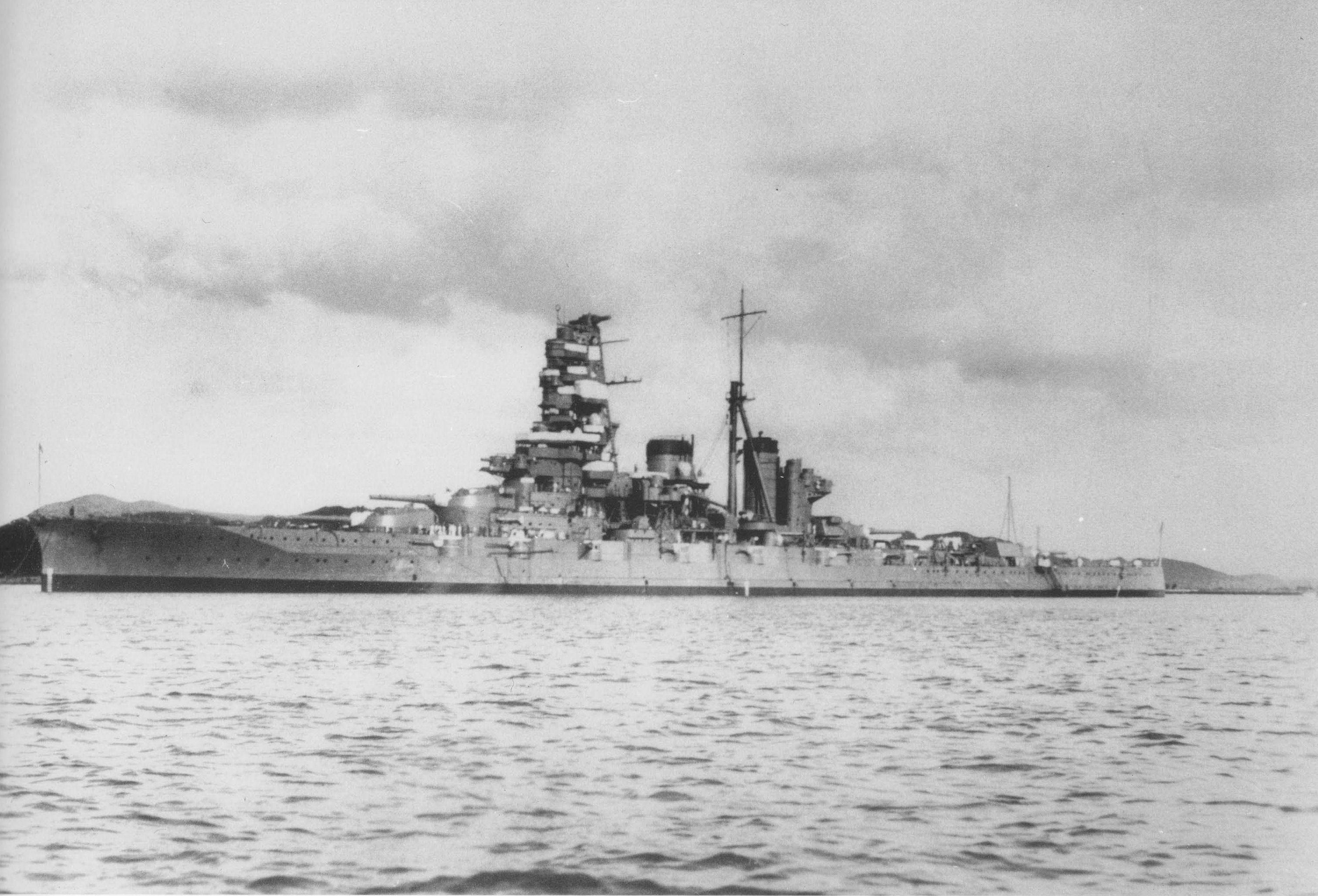旧日本海军最后的战列舰:坐沉吴港惨遭解体