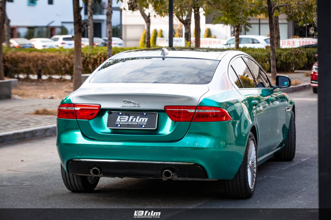 捷豹xe双拼改色案列同款的车拼出不一样的感觉