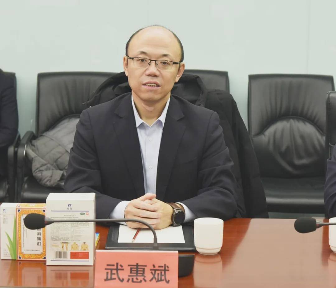 羚锐医药与张仲景大药房举行战略合作签约仪式_手机搜狐网