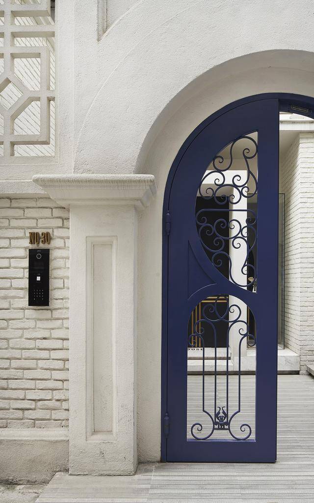 侯胤杰新作maisonbleue蓝邸邂逅现代法式浪漫