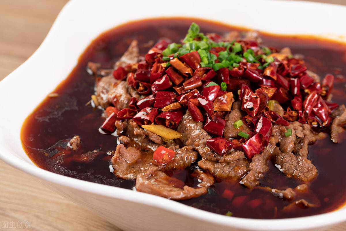 晶羚厨房 | 去成都天府吃牛肉,还是水煮的最解馋