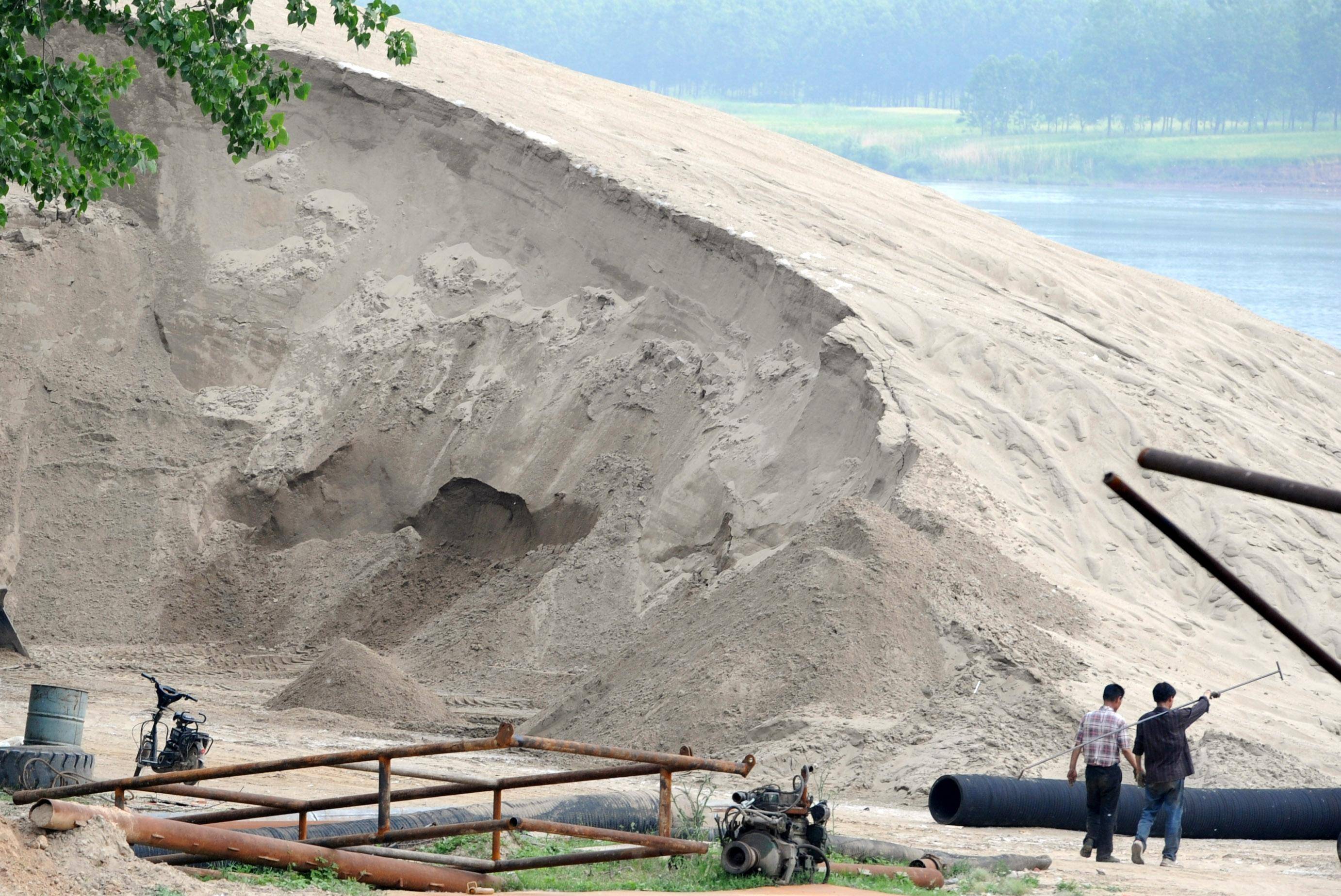 砂子变紧缺了人类每年开采500亿吨保护砂子势在必行