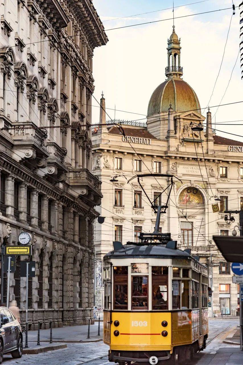 时尚浪漫独特汇聚于此大表姐刘雯最爱的城市