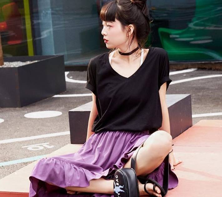 原创短袖t恤内穿外搭不仅简单舒适休闲还特别有亲和力