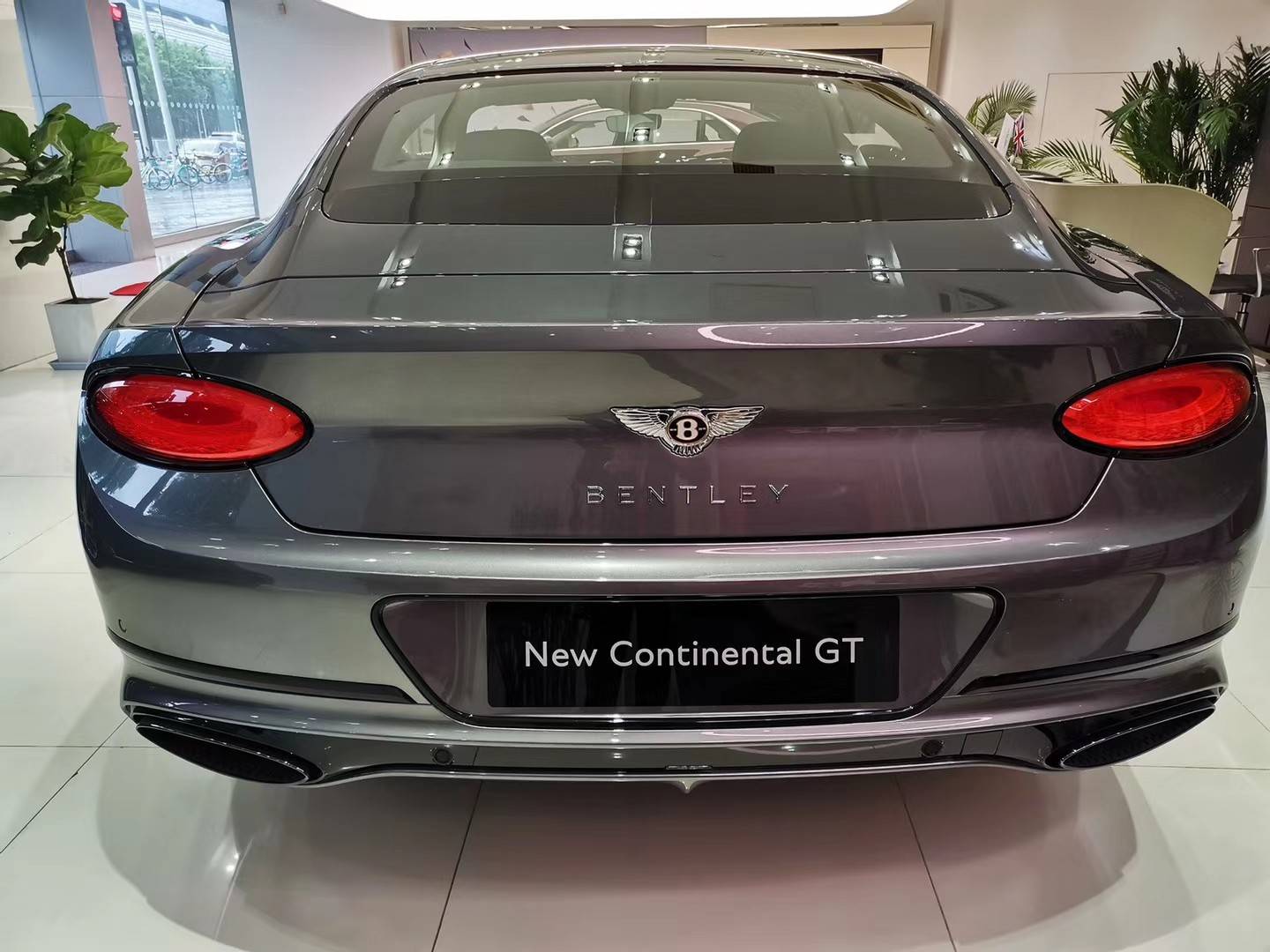 2020款宾利欧陆40t报价无忧上牌时尚外观