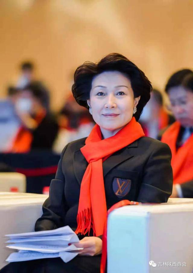 秦商总会会长,正大制药集团总裁郑翔玲赵省长说,长期以来,广大秦商