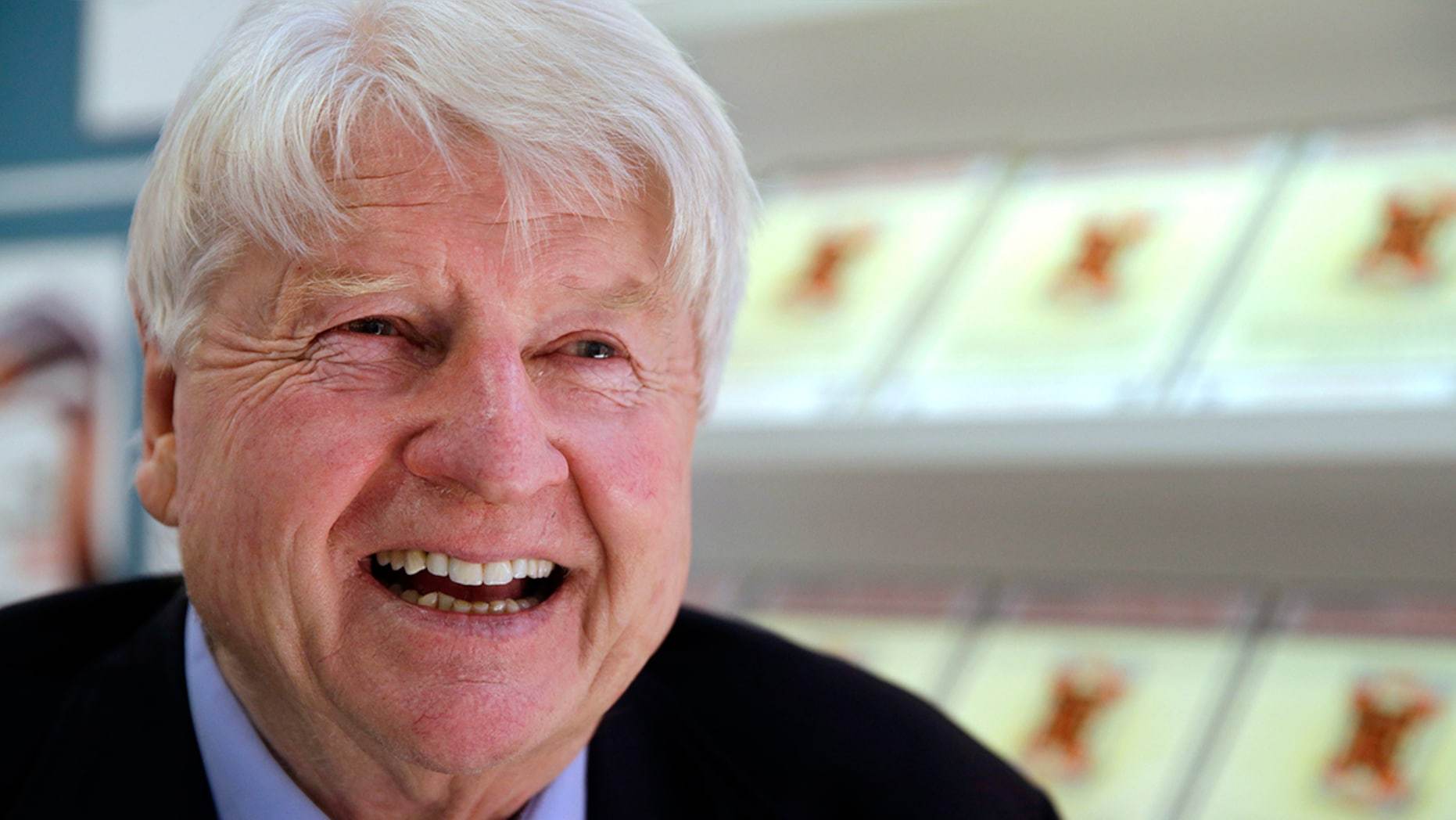 英国首相鲍里斯·约翰逊的父亲斯坦利·约翰逊(stanley johnson)